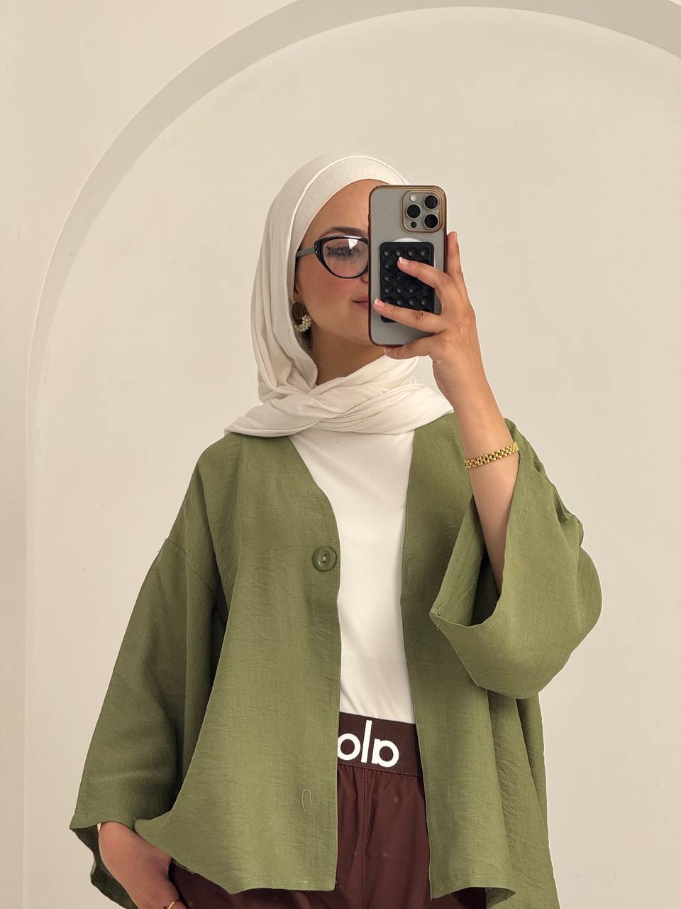 قميص زرار واحد